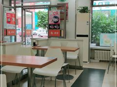 大堂-满宝馄饨(HRB新亭街店)