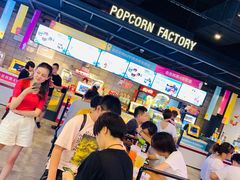 等候区-CGV影城(万象城激光IMAX店)