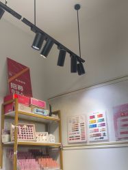 -尤米一站式美甲美睫