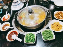 -丫丫汤膳打边炉(宏府408坊店)