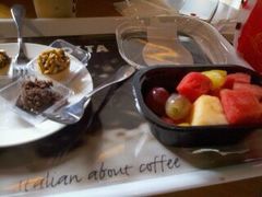 水果杯&nbsp;小甜点-COSTA COFFEE(吴江路店)