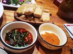 -老滇山寨•云南特色菜•地方菜•民族风情歌舞表演(金碧店)