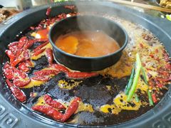 -黄潇洒老火锅(九眼桥宏济巷店)