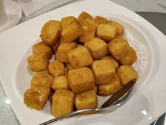 椒盐豆腐粒-帝皇楼