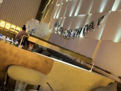 -洛缦音乐餐厅(工业展览馆万象城店)