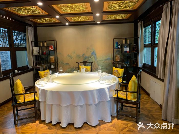 信园包厢图片