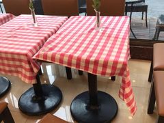 -红宝石·鲜奶小方·海派西点房(莘庄龙之梦店)