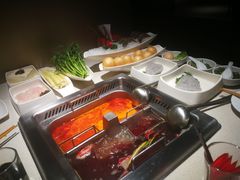 -海底捞火锅鲜切牛肉主题店(长寿路店)