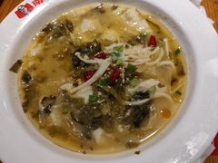 -南城香·饭香串香馄饨香(红军营店)