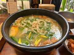 -银米·云南传统过桥米线(双廊黑金冠店)