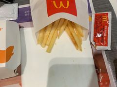 -麦当劳(保利若比邻店)