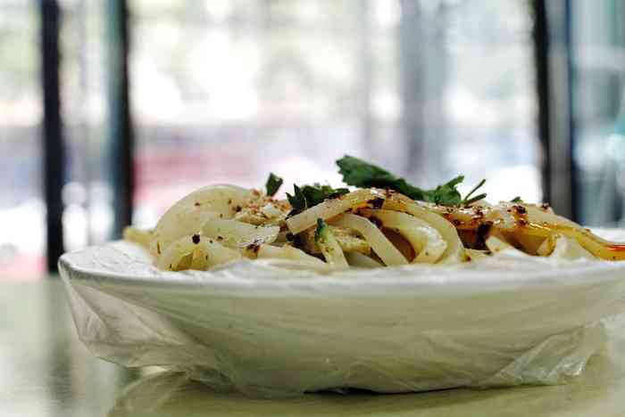 茶水房酿皮-"昨天看了香香美食发现每次回娘家必吃美食之.