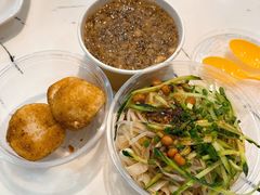 -凤凰路何眼镜香辣蟹(花果园店)