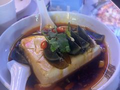 -徐记小怪兽肉蟹煲店(哈西万达金街店)