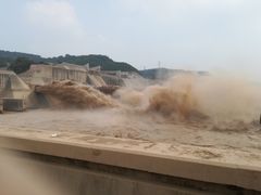 -黄河小浪底水利枢纽风景区