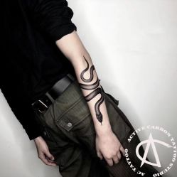 -AC TATTOO 纹身