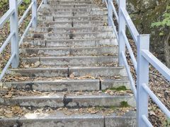 -九鼎铁刹山风景区