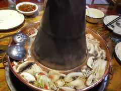 -老北京热气涮羊肉·小龙虾·烤鱼(呼玛路店)