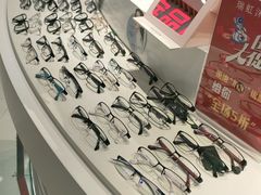 -沫芮眼镜·蔡司官方授权店(人民广场店)