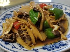 -天天向上素食餐厅(五台山店)