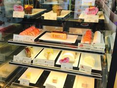 面包甜点陈列柜-麦当劳(南京路2店)