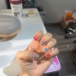 -瞧·享轻奢美甲美睫