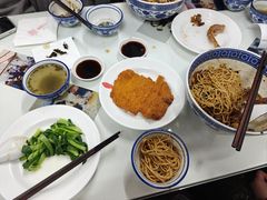 -沪西老弄堂面馆(定西路店)