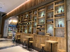 大堂-星巴克臻选(湖滨道店)