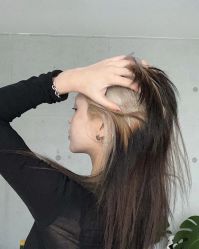 -苑苑发型设计