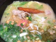 -阿香米线(余姚五彩城店)