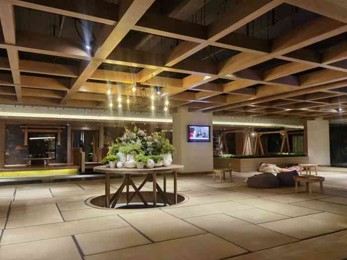 名都嘉年华汗蒸温泉酒店-"￥79浴资 自助午餐￥109浴资 搓澡.