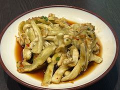 -川流不息·地道川菜·小龙虾(松东路店)