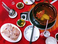 -花苑美食横琴生蚝火锅(拱北粤华路店)