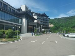 -徂徕山森林康养度假谷温泉