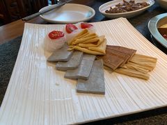 -小天鹅火锅·一线江景洪鼎旗舰店(洪崖洞店)