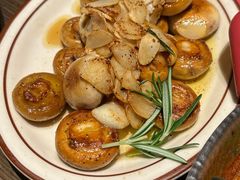 西班牙蒜香口蘑-ZAFFERANO西班牙海鲜饭(上海首店)