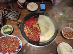 -萍姐火锅·公路夜市(武汉首店)