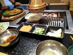 -臻牛烤肉