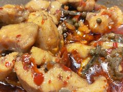 -肖肖酸萝卜鱼火锅(总店)