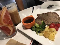 -必胜客(安盛金马店)