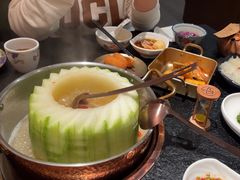 -得意咚瓜·顺德鱼生·冬瓜火锅(深圳首店)