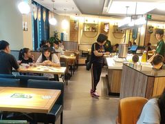 -豪客来牛排(重庆三峡广场步行街1704店)