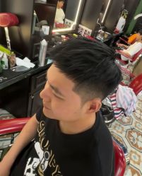 -豪帅男士理容馆