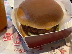 汁汁厚作牛肉汉堡单人餐-肯德基(丽莎广场店)