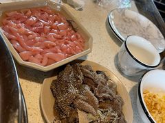 -九尺赵老四鲜鹅肠火锅
