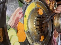 -哈哈碳都·牛肋条无限自助烤肉(台江万达店)