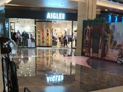 -凤凰汇购物中心