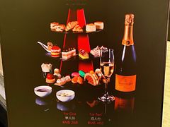 -Salon de The de Joel Robuchon(外滩18号店)