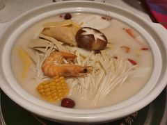 -三人行骨头王火锅(长寿店)