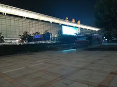 -上海站南广场-停车场